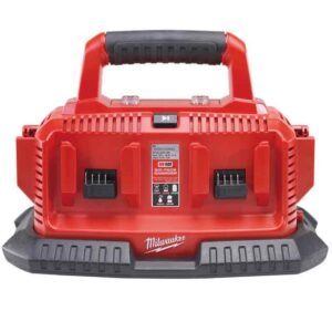 Milwaukee M1418 C6 Multicharger Polnilna postaja M14 in M18