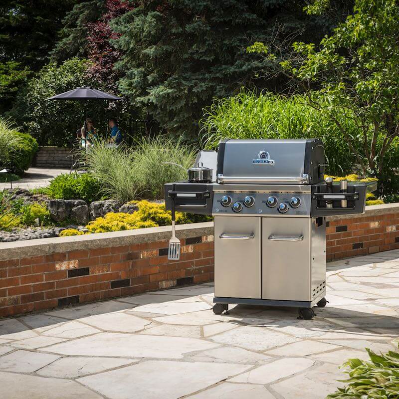 Broil King Regal™ S490 Plinski žar