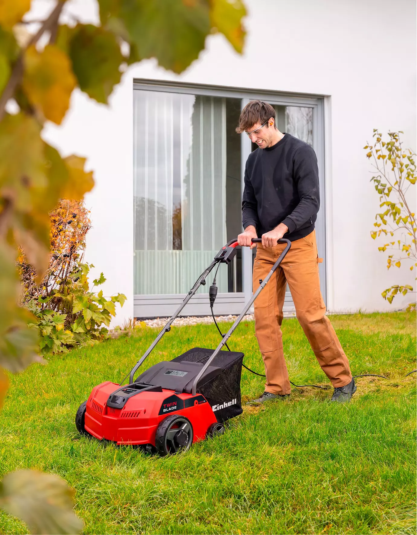 Einhell GC-SA 1231/1 električni prezračevalec trate
