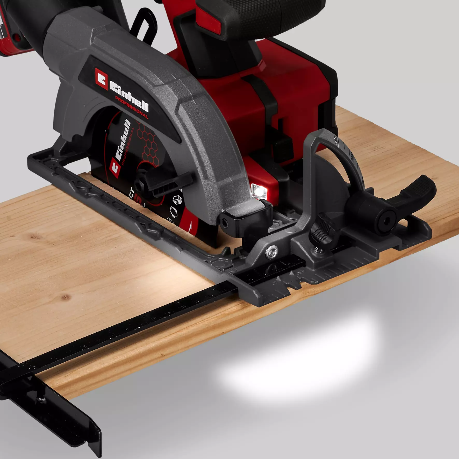 Einhell TP-CS 18/136-C Li BL-Solo akumulatorska ročna krožna žaga