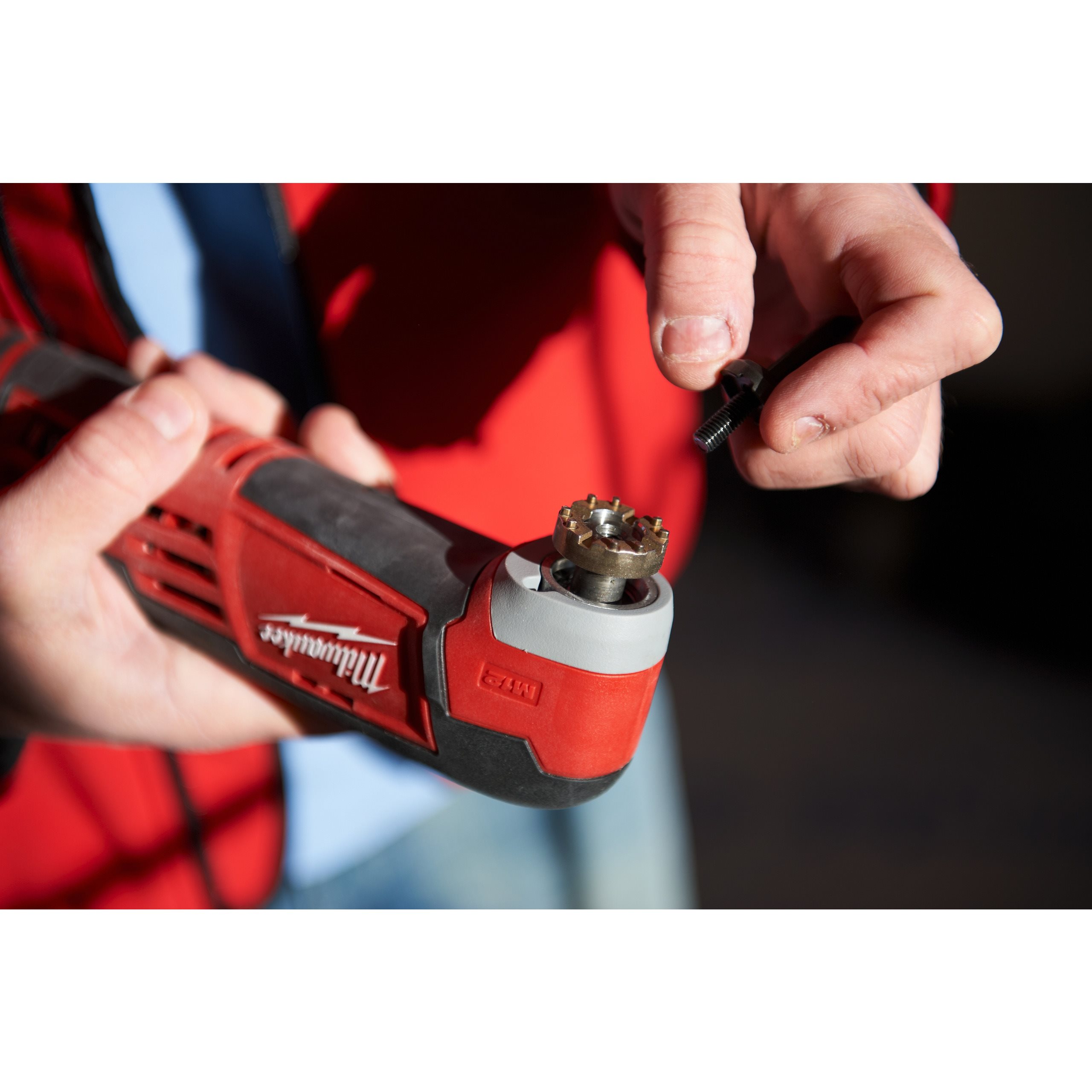 Milwaukee C12 MT-0 subkompaktno multifunkcijsko orodje