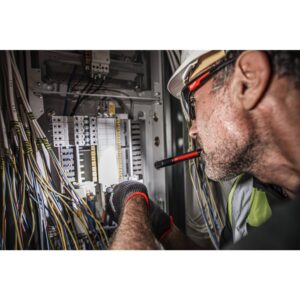 Milwaukee IR PL250 svetilka v obliki pisala z USB polnjenjem 250 lumnov