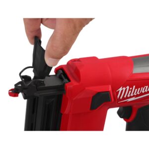 Milwaukee M12 FCN18GS-0X žebljalnik za ravne žeblje 18 GA