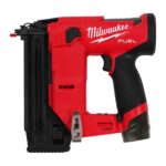 Milwaukee M12 FCN18GS-202X žebljalnik za ravne žeblje 18 GA Milwaukee M12 FCN18GS-202X žebljalnik za ravne žeblje 18 GA