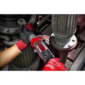 Milwaukee M12 ONEFTR12-201C ½″ digitalni momentni ključ