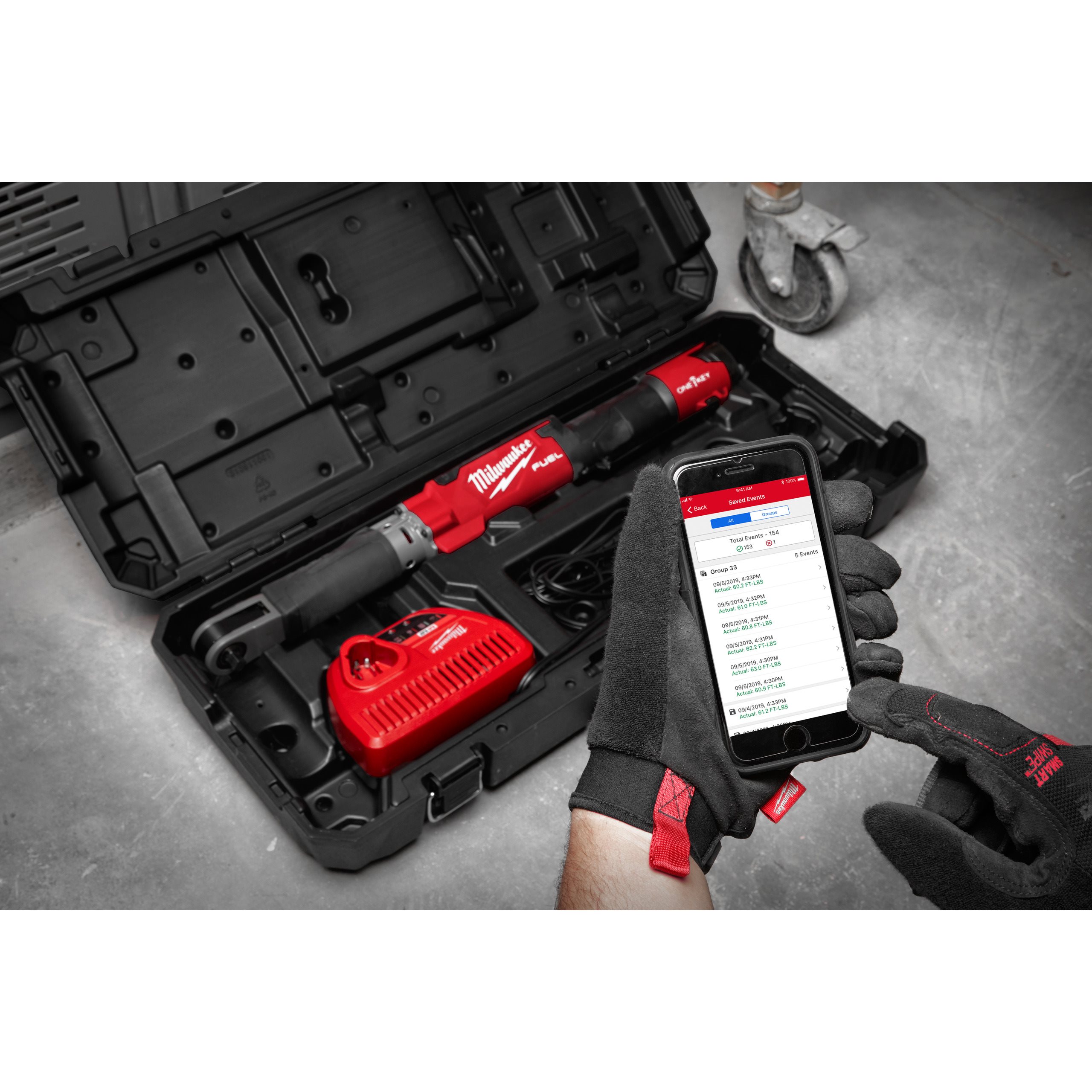 Milwaukee M12 ONEFTR12-201C ½″ digitalni momentni ključ