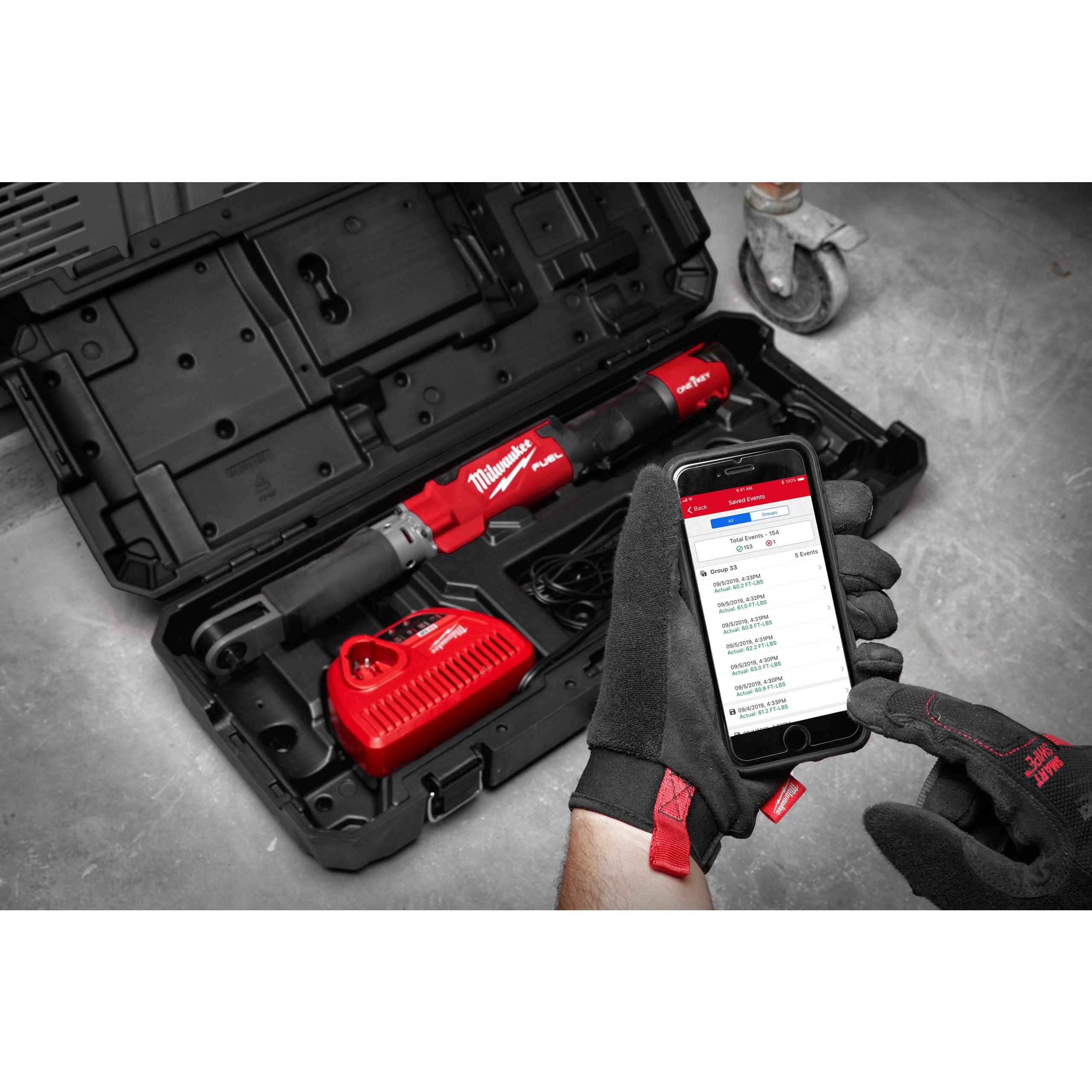 Milwaukee M12 ONEFTR38-0C ⅜″ digitalni momentni ključ