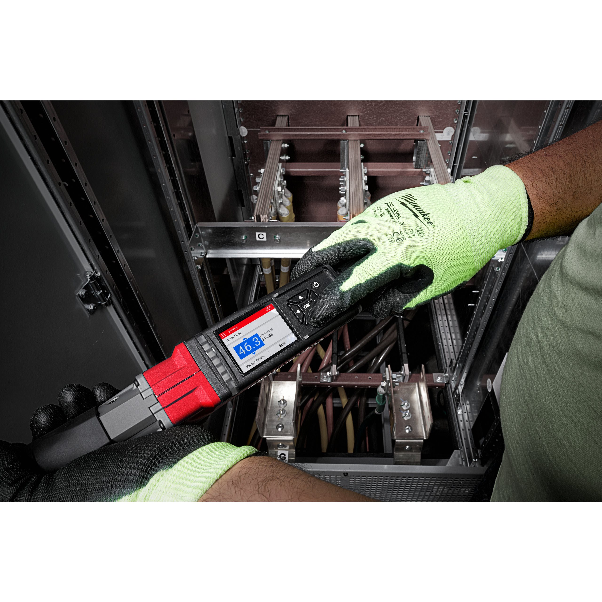 Milwaukee M12 ONEFTR38-0C ⅜″ digitalni momentni ključ
