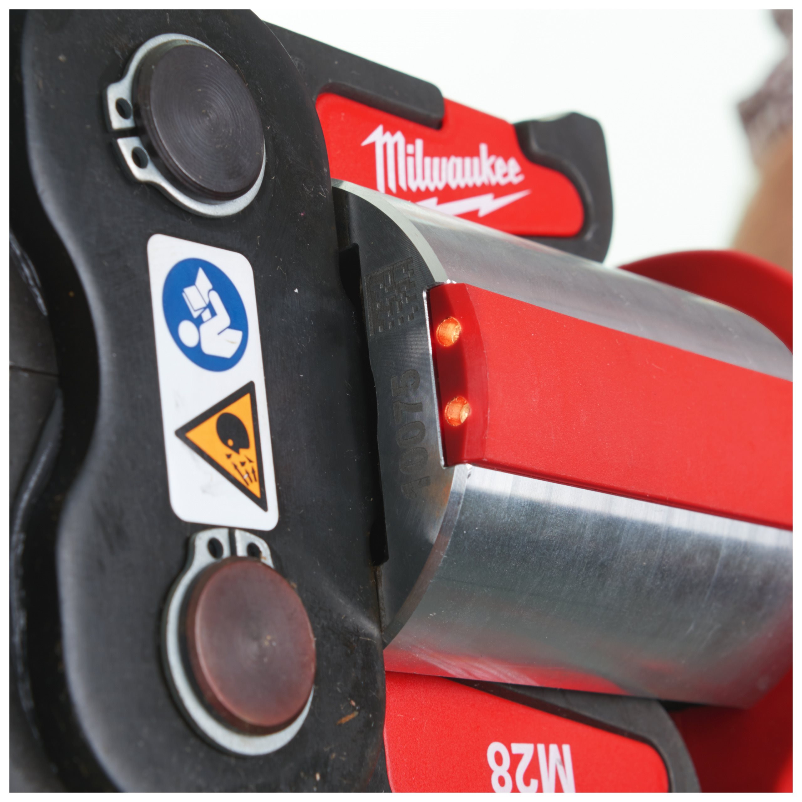 Milwaukee M18 BLHPT-0C brezkrtačno orodje za stiskanje FORCE LOGIC