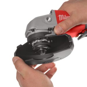 Milwaukee M18 BLSAG125X-402X brezkrtačni 125-mm kotni brusilnik z drsnim stikalom