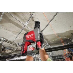 Milwaukee M18 FHAFOH16-0X 16 mm SDS-PLUS kladivo z integriranim sesalnikom prahu