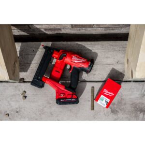 Milwaukee M18 FNCS18GS-202X spenjalnik