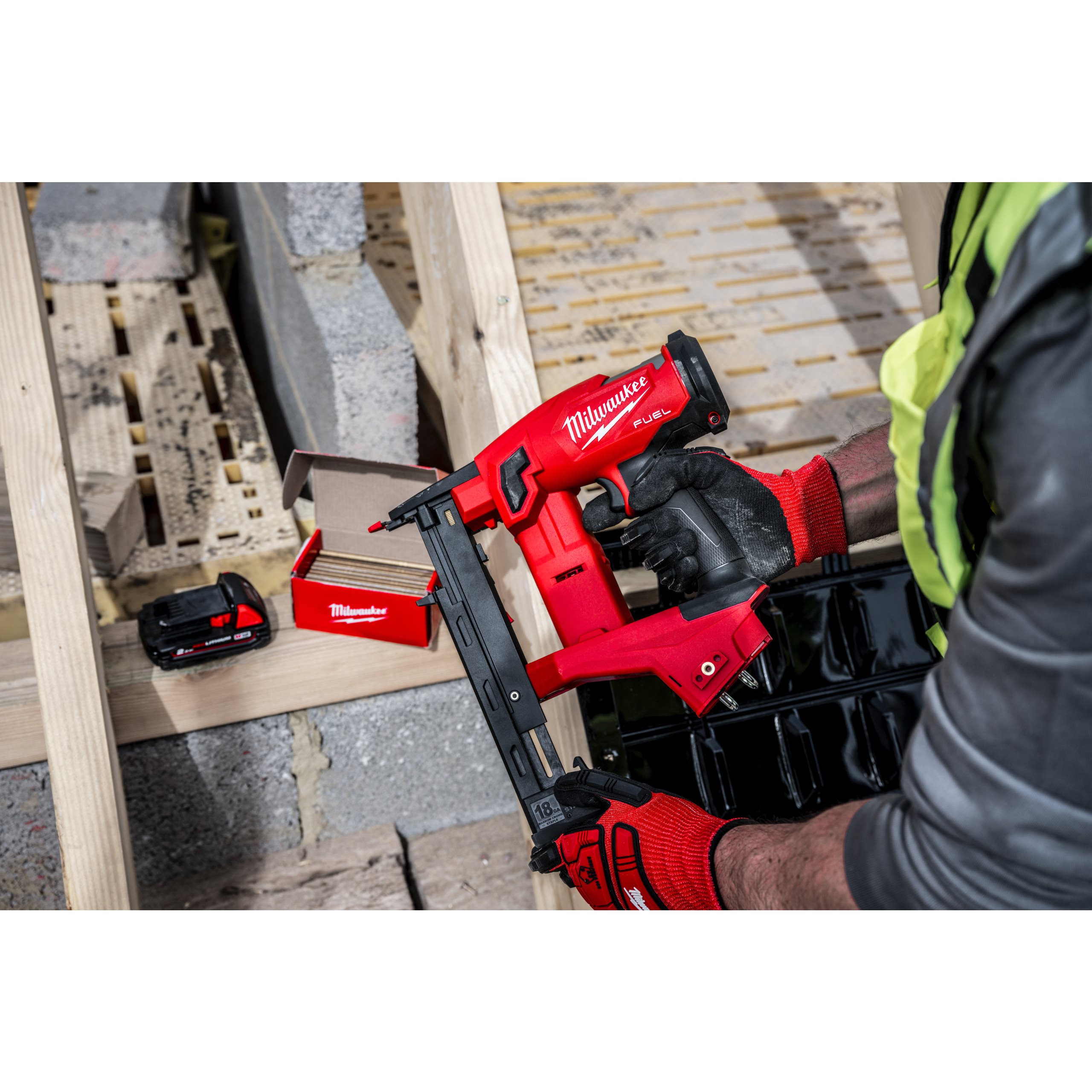 Milwaukee M18 FNCS18GS-202X spenjalnik