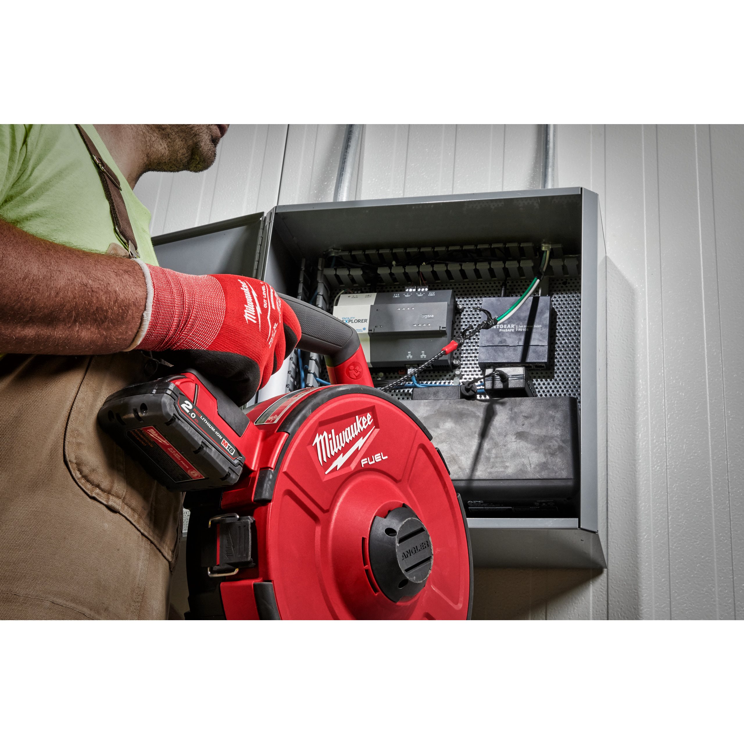 Milwaukee M18 FPFT-202 30m NC Set akumulatorsko orodje za predvleko kablov