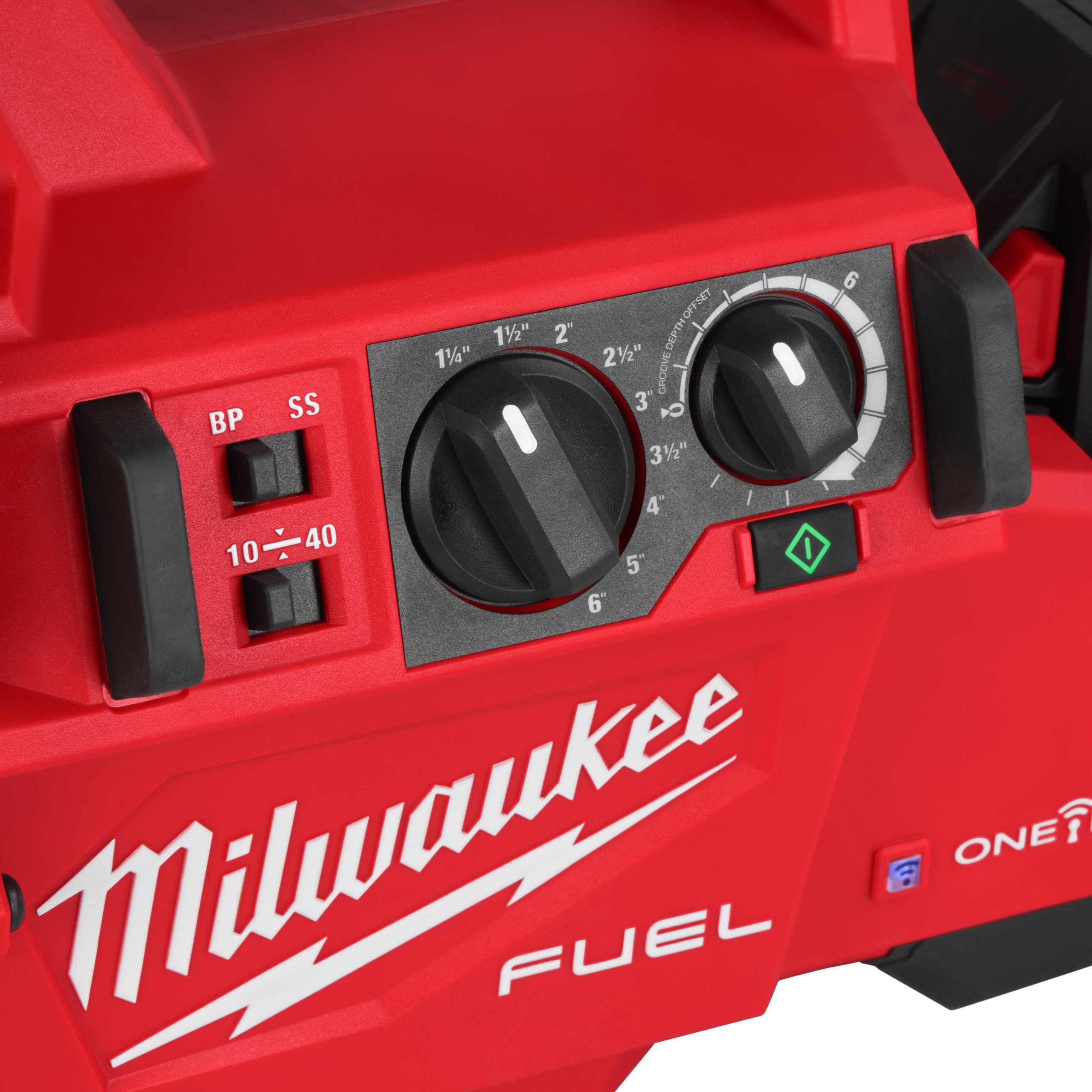 Milwaukee M18 FRGRO114-0C stroj za vrezovanje cevnih navojev 1¼″–4″