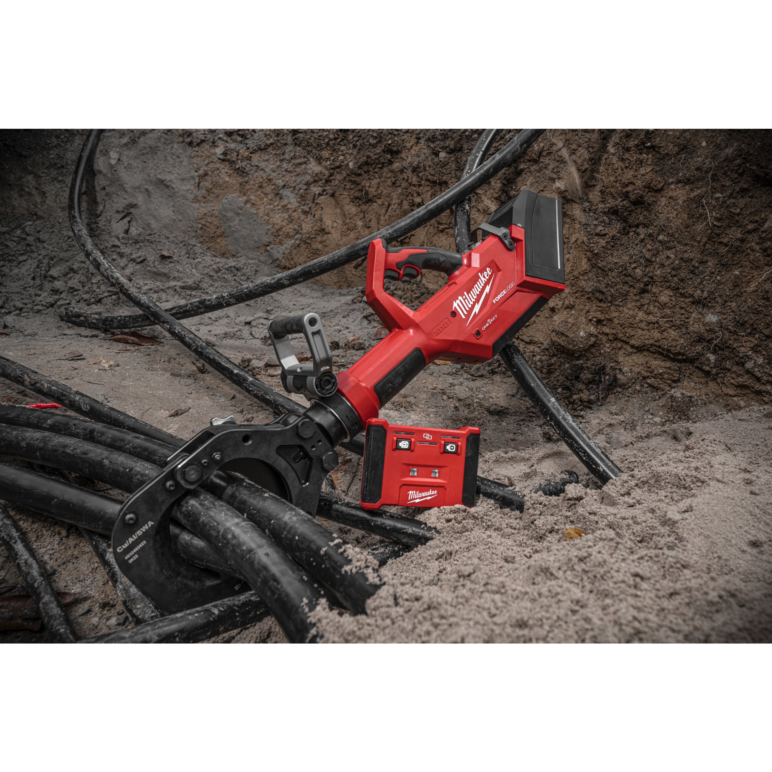 Milwaukee M18 HCC125 -801C FORCE LOGIC hidravlični rezalnik kablov do 125 mm