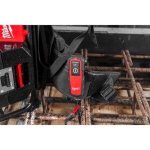 Milwaukee MXF CVBP-0 nahrbtni vibrator betona