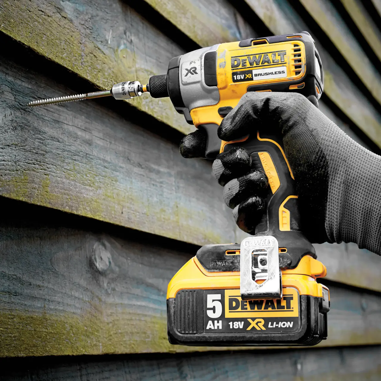 DEWALT AKU XR UDAR. VIJ. 1/4" 18V 5,0Ah DCF887P2