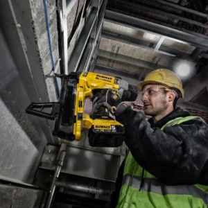 DEWALT AKU ŽEBLJIČAR BETONSKI 18 V 5,0 Ah DCN890P2
