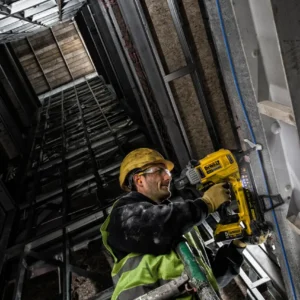 DEWALT AKU ŽEBLJIČAR BETONSKI 18 V 5,0 Ah DCN890P2