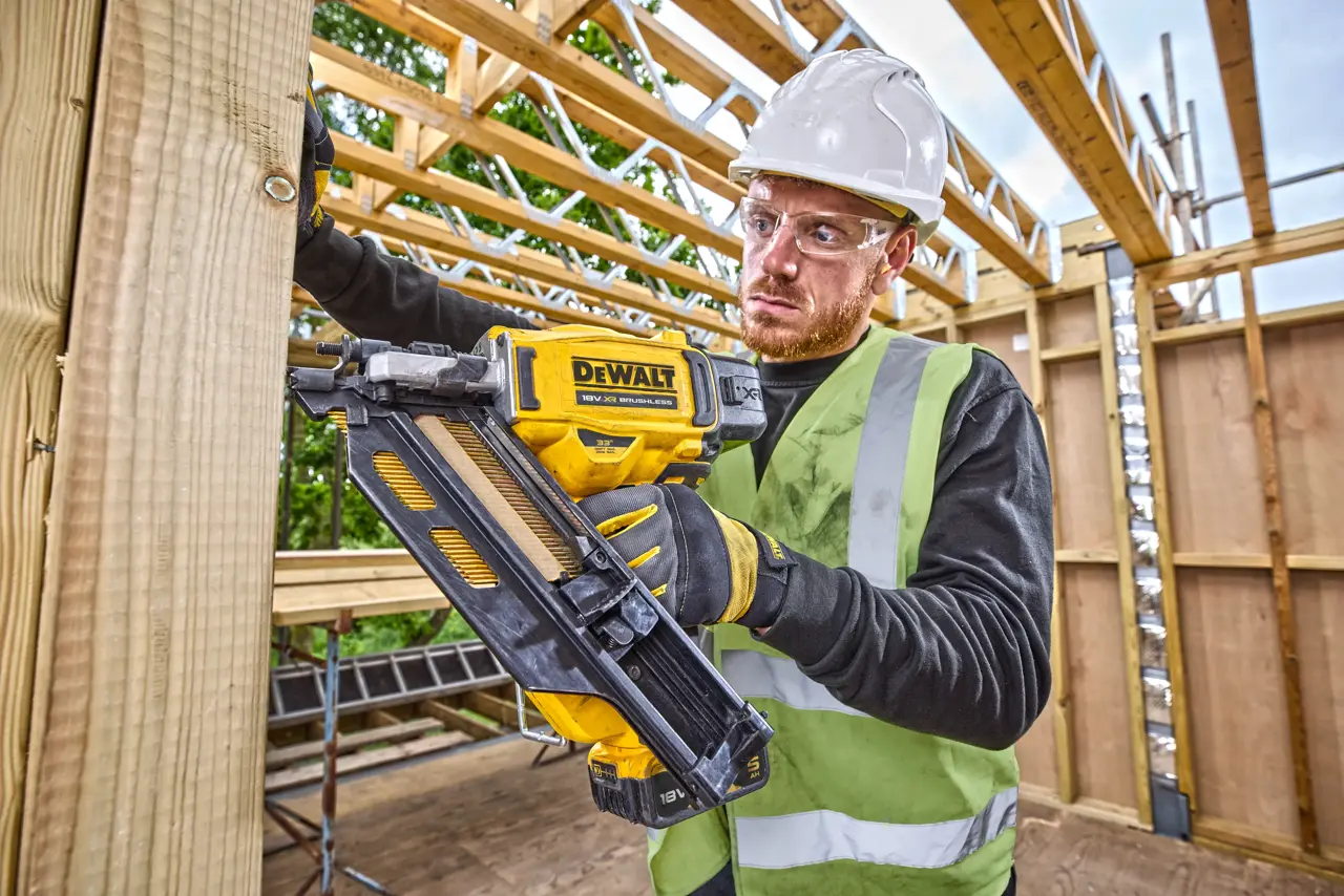 DEWALT DCN930P2 AKU ŽEBLJIČAR