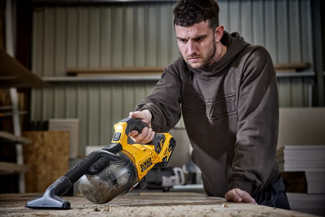 DEWALT DCV501LN AKU ROČNI SESALNIK
