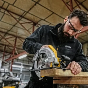 DEWALT KROŽNA ŽAGA DWE560