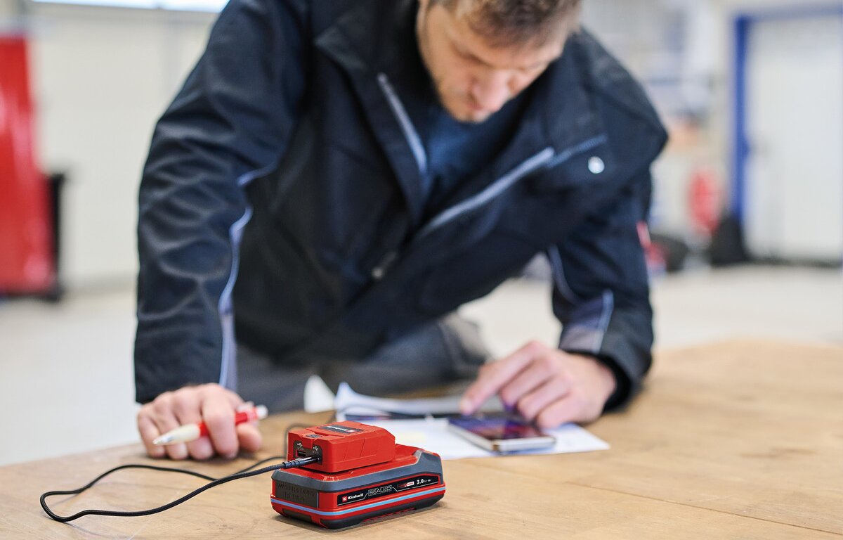 Einhell TE-CP 18 Li USB A/C-Solo prenosni USB adapter za baterije PXC