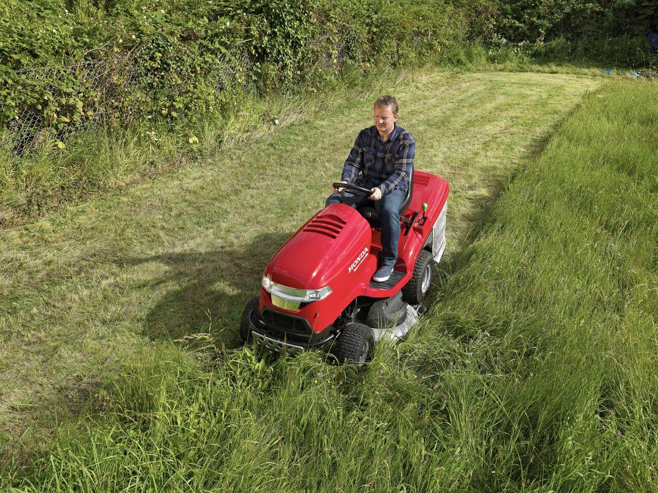 Honda vrtni traktor HF 2417 HME