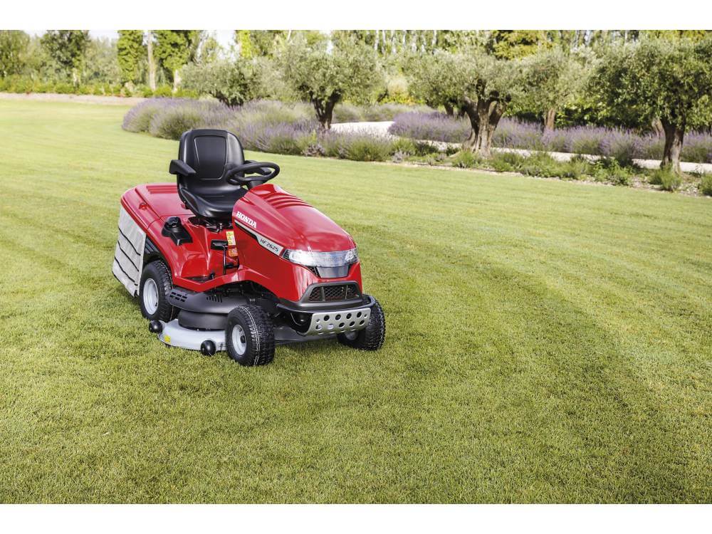 Honda vrtni traktor HF 2625 HME