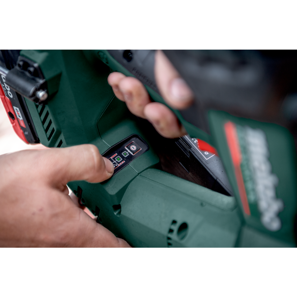 METABO NFR 18 LTX 90 BL (612090800) BATERIJSKI ŽEBLJIČAR