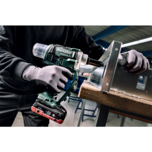 METABO NP 18 LTX BL 5.0 (619002800) BATERIJSKA PIŠTOLA ZA SLEPO KOVIČENJE