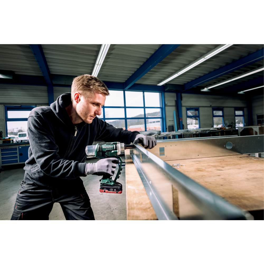 METABO NP 18 LTX BL 5.0 (619002840) BATERIJSKA PIŠTOLA ZA SLEPO KOVIČENJE