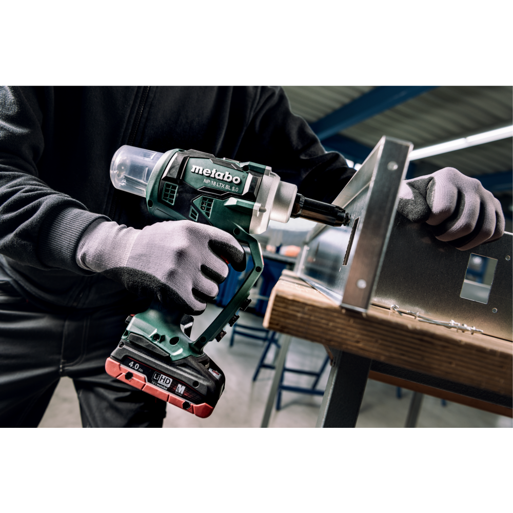 METABO NP 18 LTX BL 5.0 (619002840) BATERIJSKA PIŠTOLA ZA SLEPO KOVIČENJE