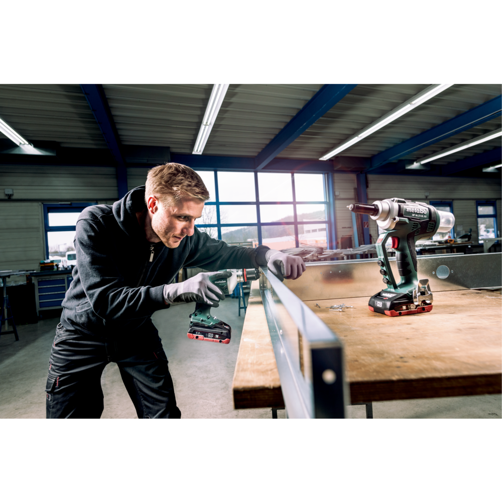 METABO NP 18 LTX BL 5.0 (619002840) BATERIJSKA PIŠTOLA ZA SLEPO KOVIČENJE