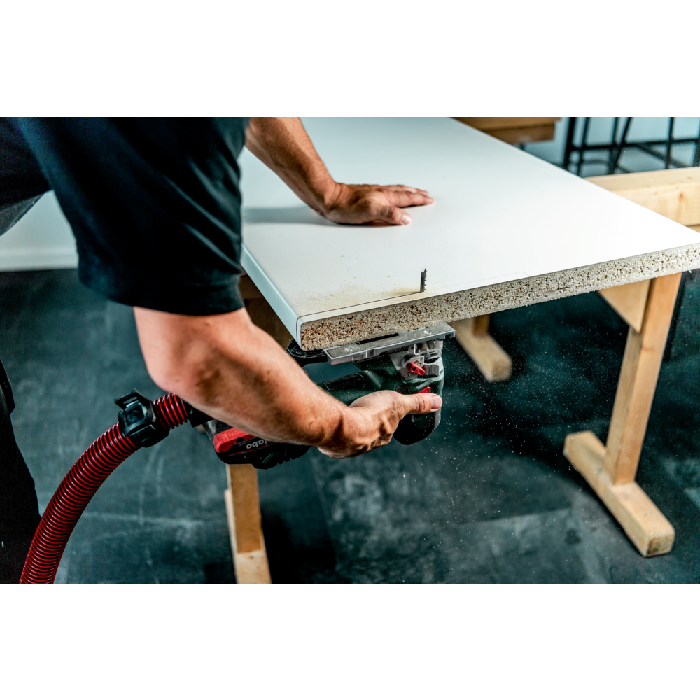 METABO STAB 18 LTX 150 BL (601503840) Baterijska vbodna žaga