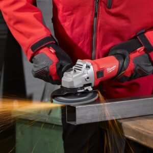 Milwaukee AG 800-125 EK 800 W kotni brusilnik 125 mm