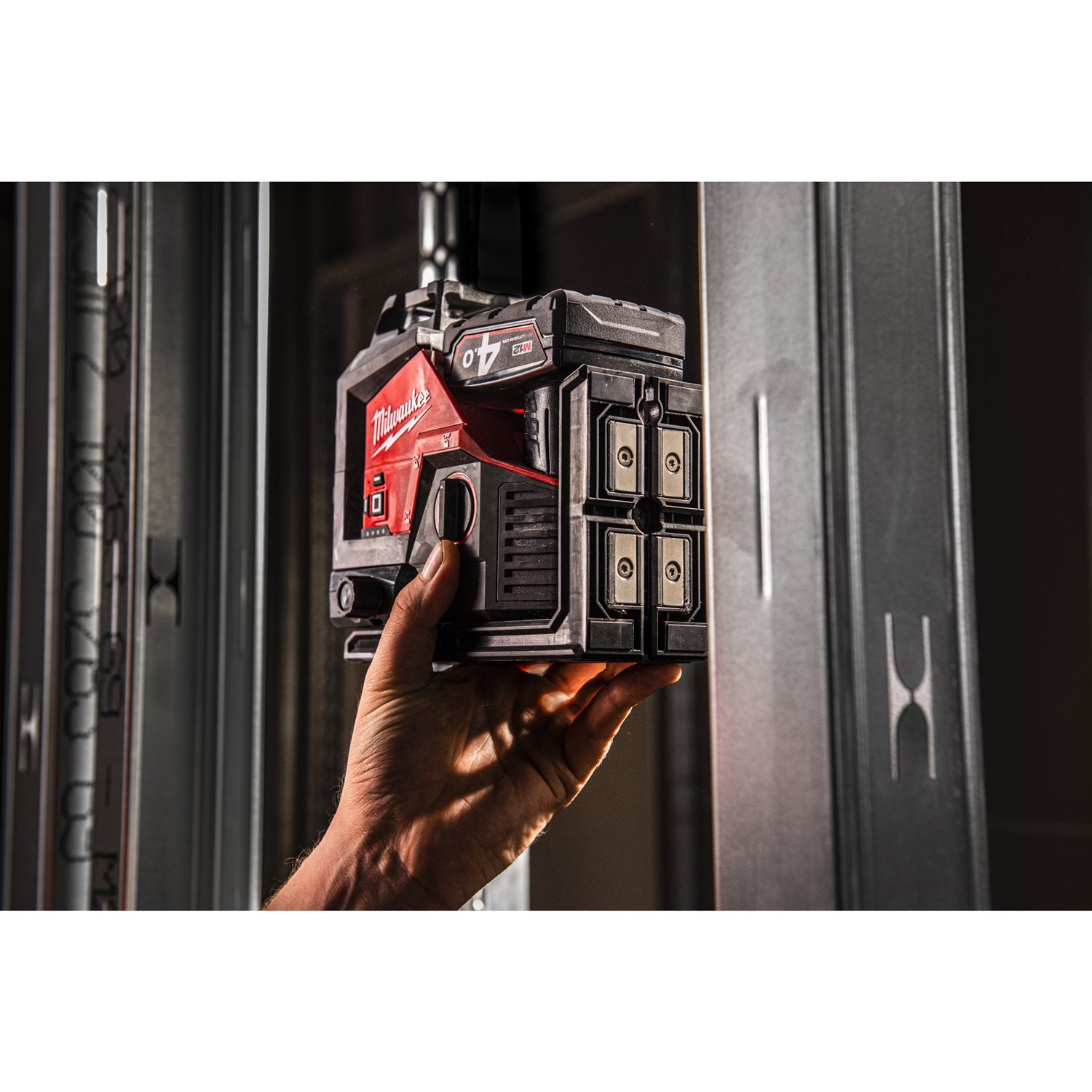 Milwaukee M12 3PL-401C zeleni nivelirni 360 stopinjski laser