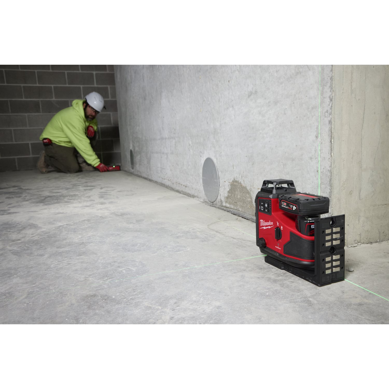 Milwaukee M12 A3PLO-0C Avtomatsko nastavljiv 360° zeleni laser