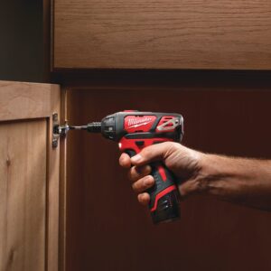 Milwaukee M12 BSD-0 Kompaktni vijačnik