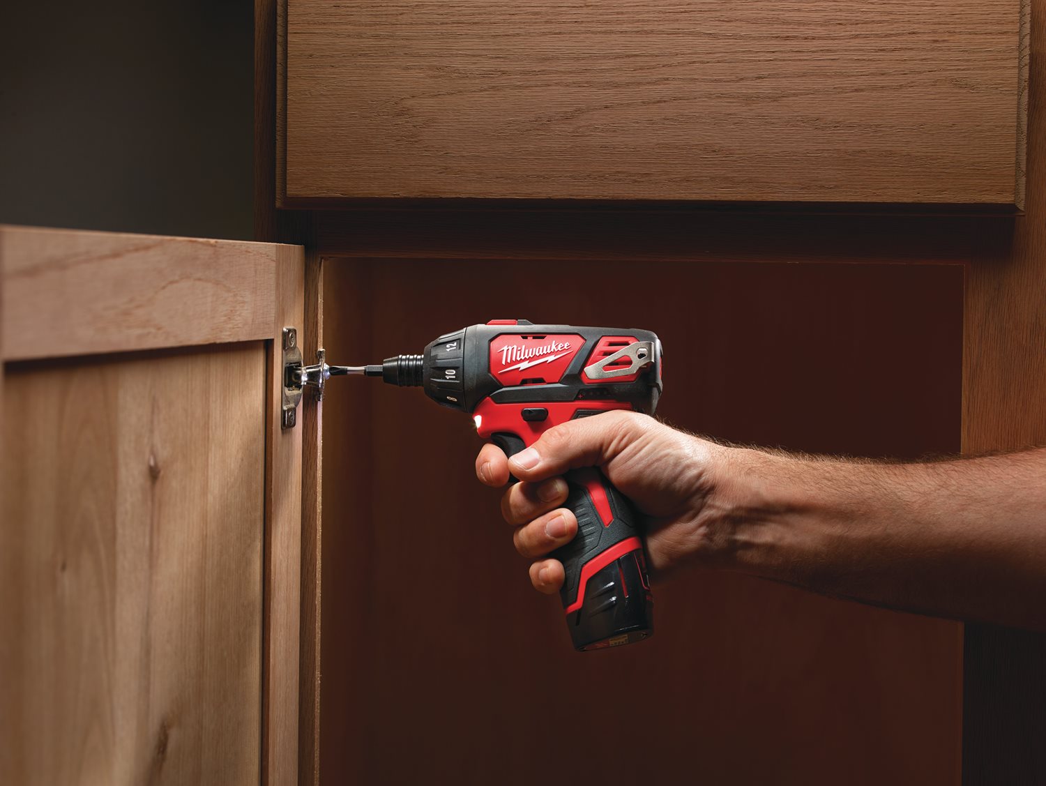 Milwaukee M12 BSD-0 Kompaktni vijačnik