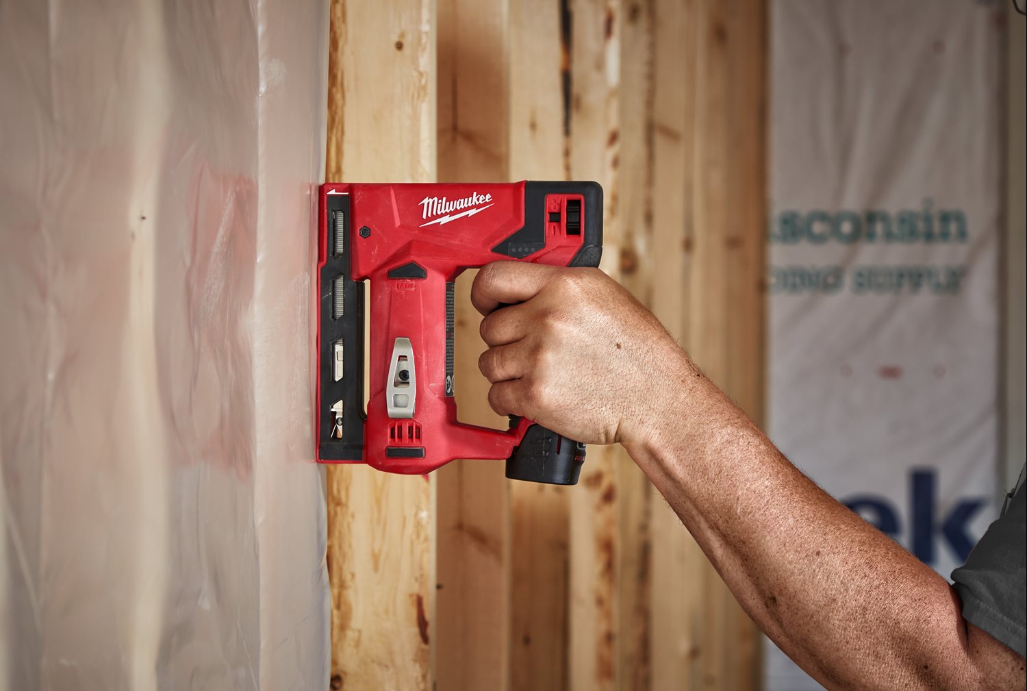 Milwaukee M12 BST-202X Akumulatorski spenjalnik