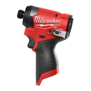 Milwaukee M12 FID2-0 FUEL udarni vijačnik Milwaukee M12 FID2-0 FUEL udarni vijačnik