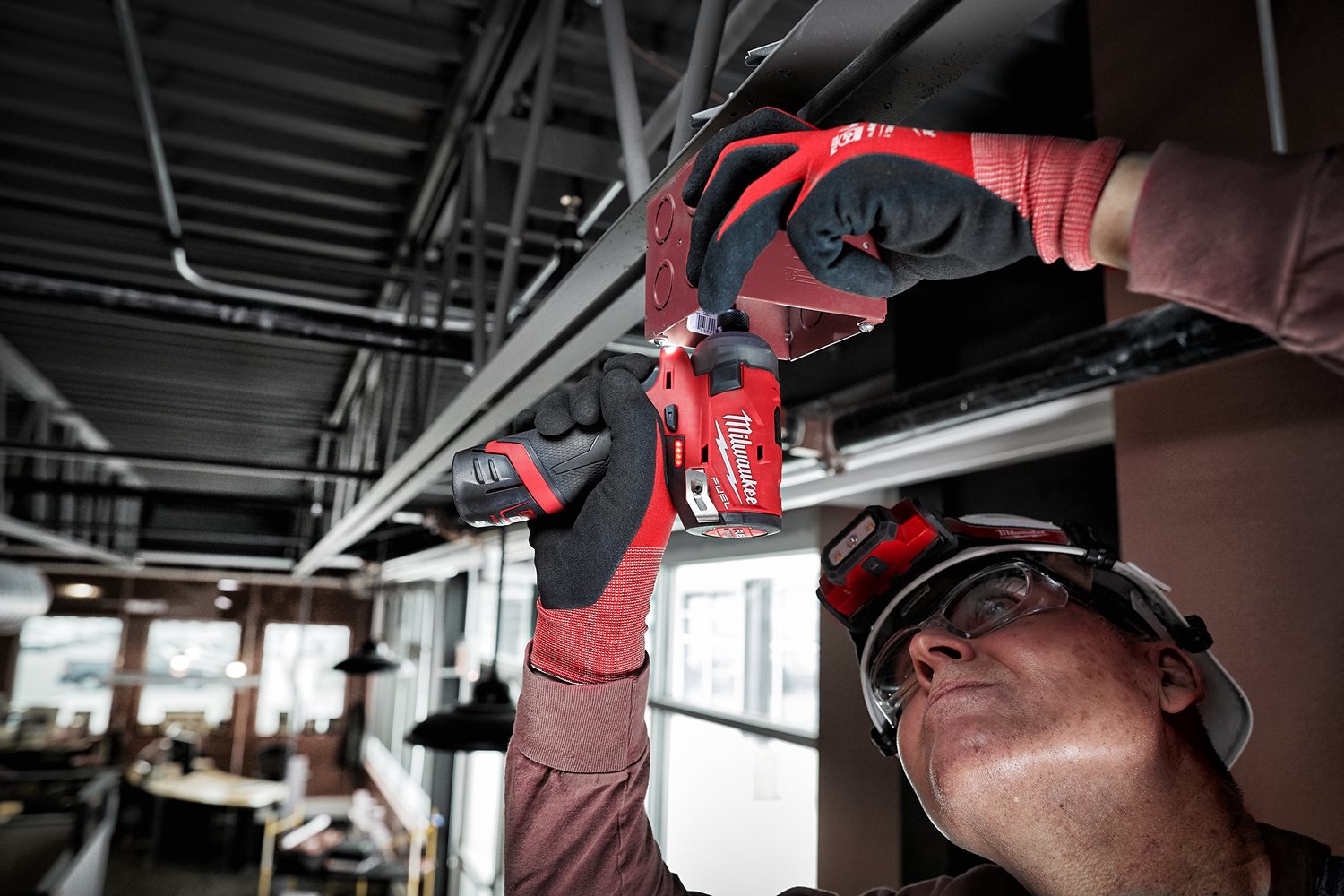 Milwaukee M12 FPP2E2-402X POWERPACK