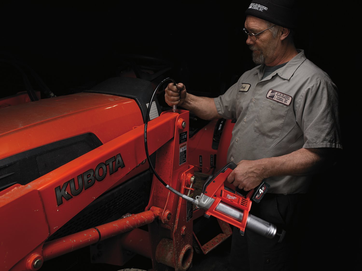 Milwaukee M12 GG-401B Akumulatorska mazalka