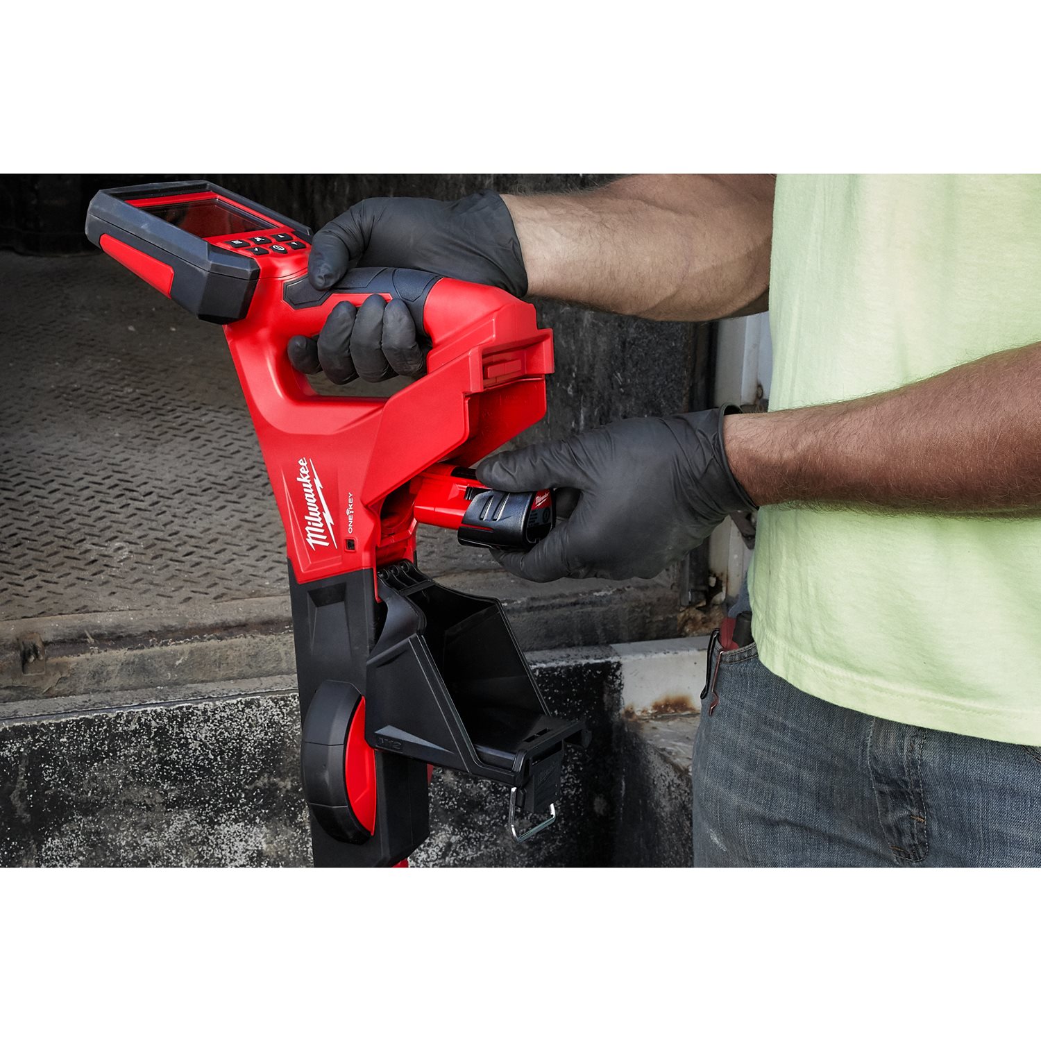 Milwaukee M12 PL-0C Vodovodni lokator