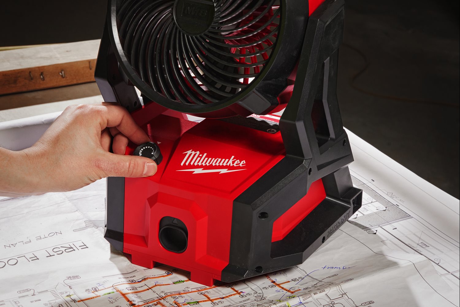 Milwaukee M18 AFG2-0 Ventilator