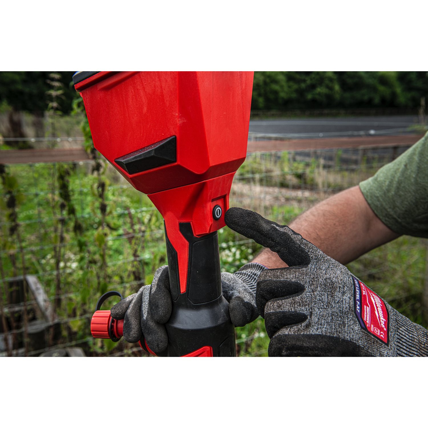 Milwaukee M18 BLSWP-801 Palična vodna črpalka