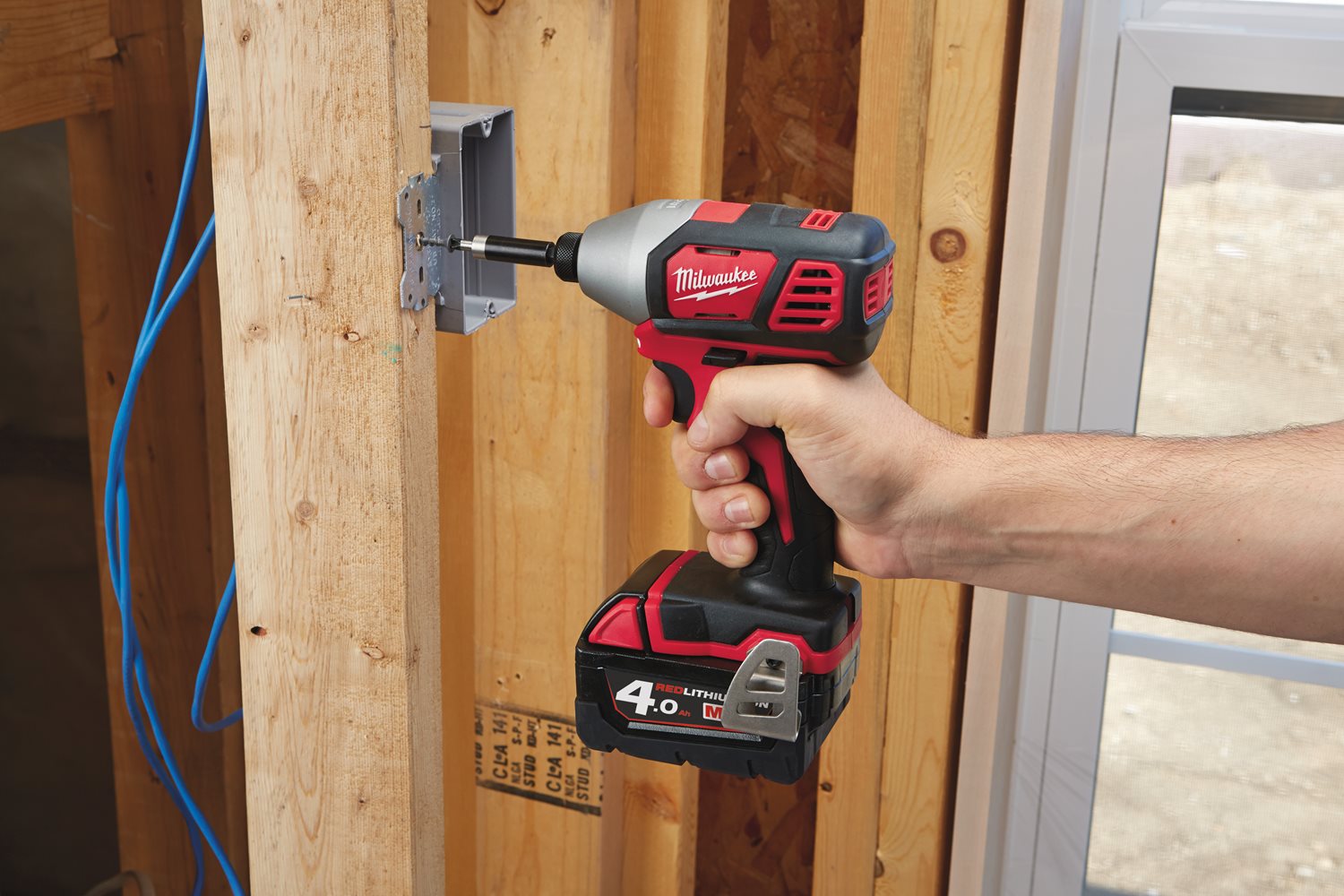 Milwaukee M18 BPP2D-402C POWERPACK