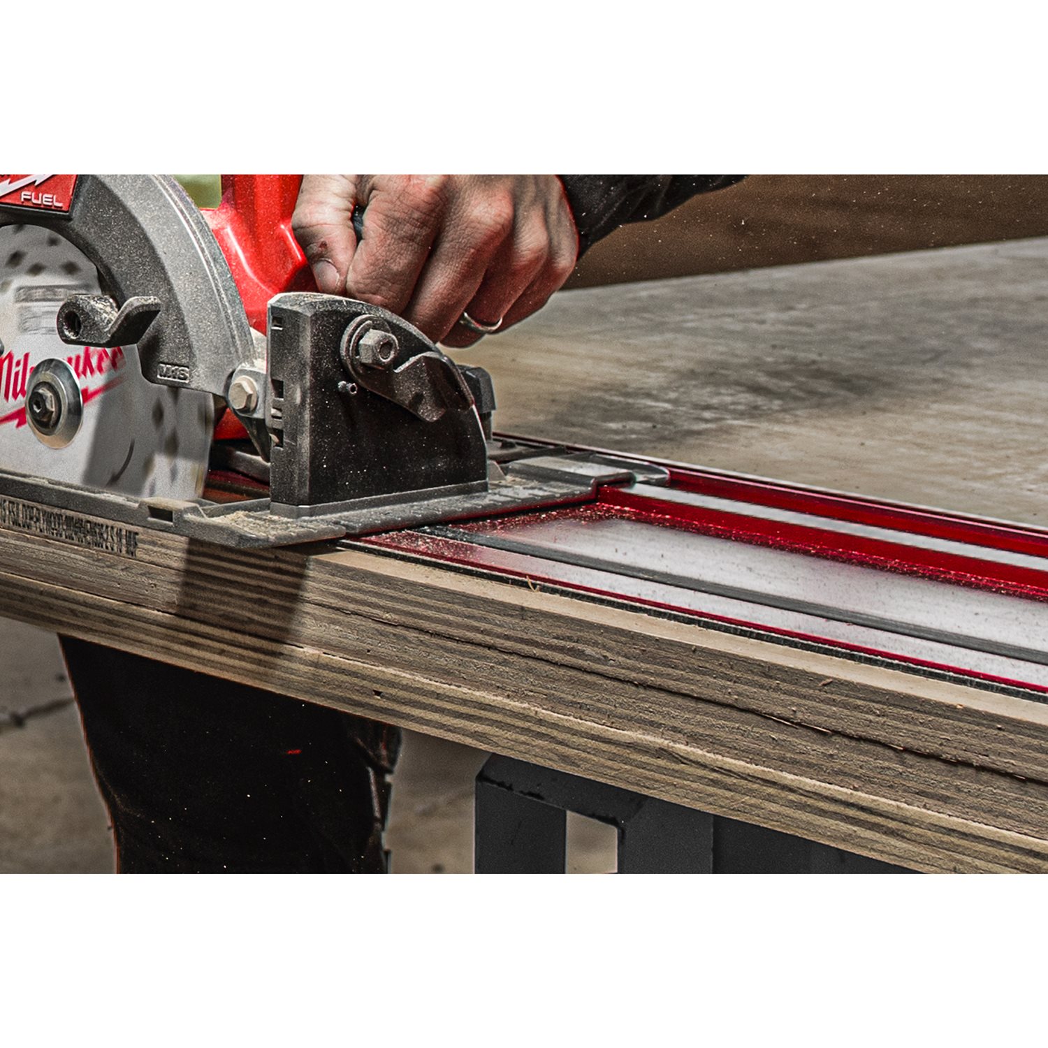 MILWAUKEE M18 FCSO190GR-121C AKUMULATORSKA KROŽNA ŽAGA 190 MM